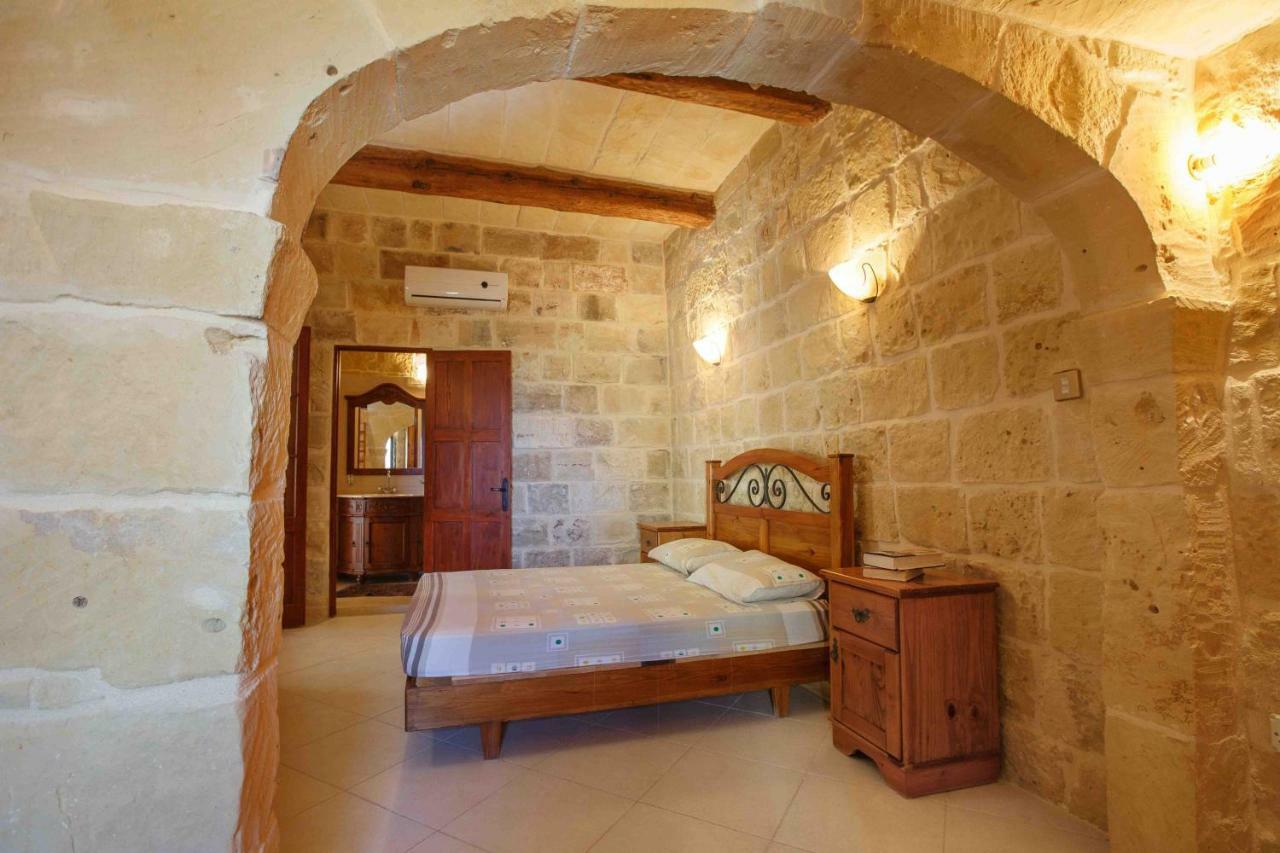 Il-Veduta Holiday Farmhouse With Sunny Private Pool In Island Of Gozo Għarb Kültér fotó