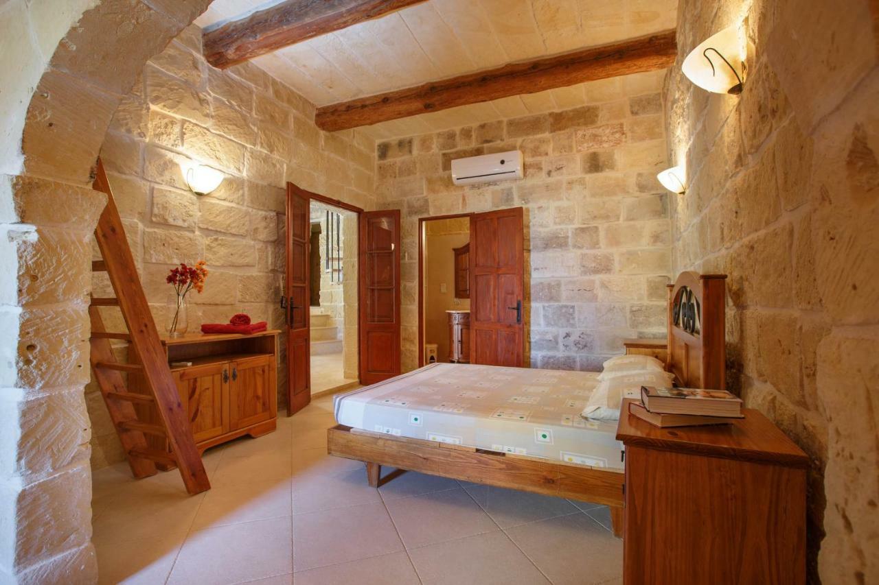 Il-Veduta Holiday Farmhouse With Sunny Private Pool In Island Of Gozo Għarb Kültér fotó
