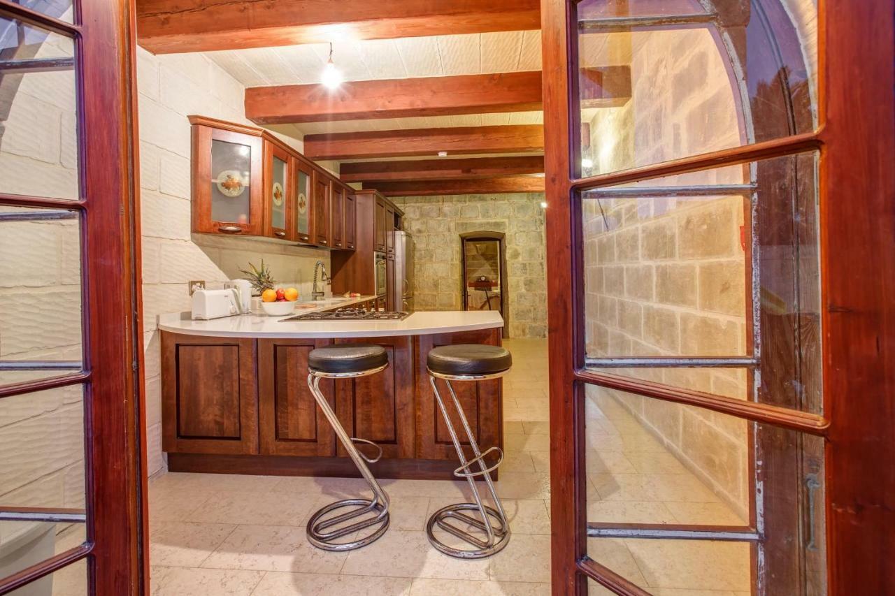 Il-Veduta Holiday Farmhouse With Sunny Private Pool In Island Of Gozo Għarb Kültér fotó