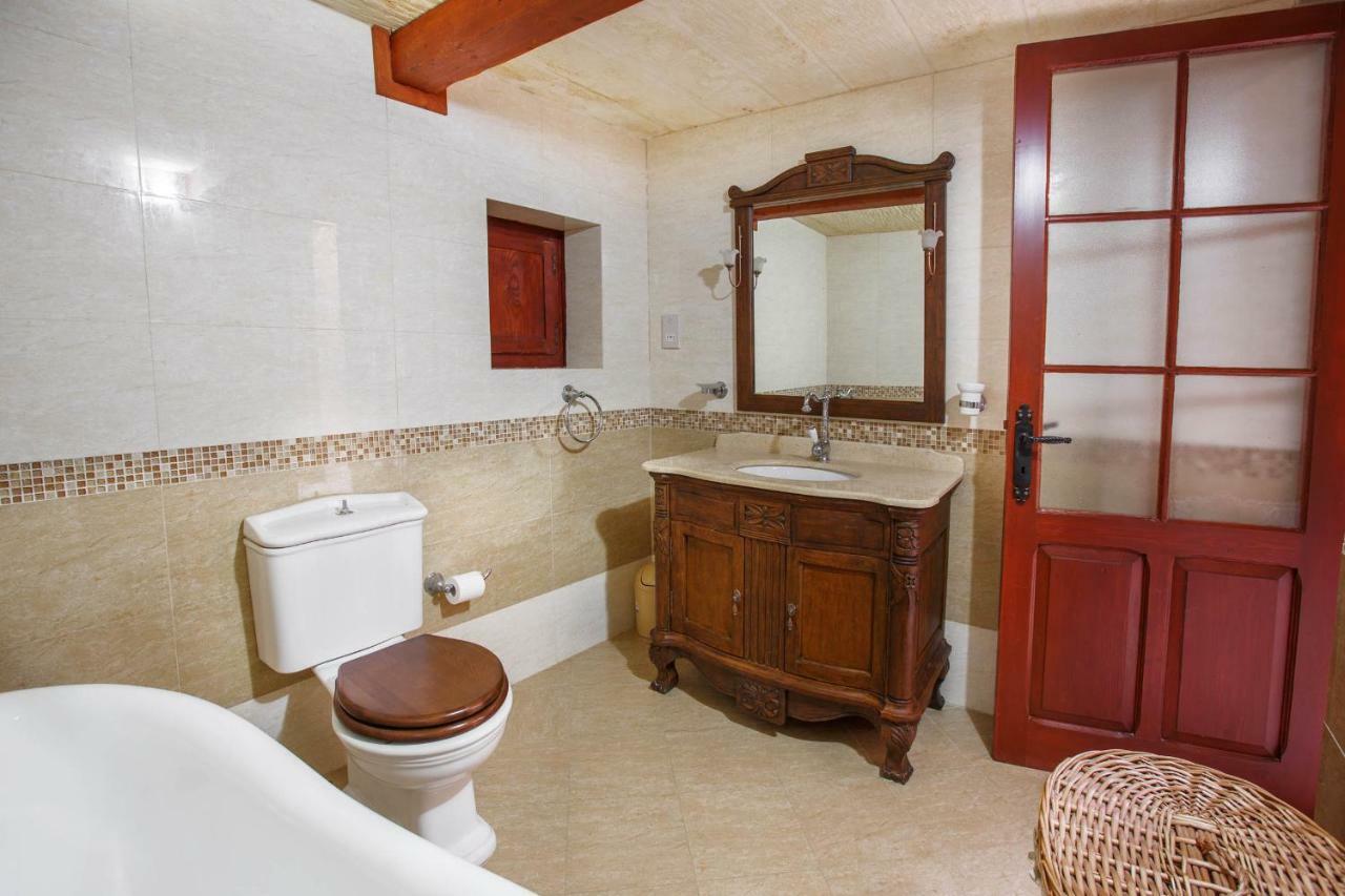 Il-Veduta Holiday Farmhouse With Sunny Private Pool In Island Of Gozo Għarb Kültér fotó